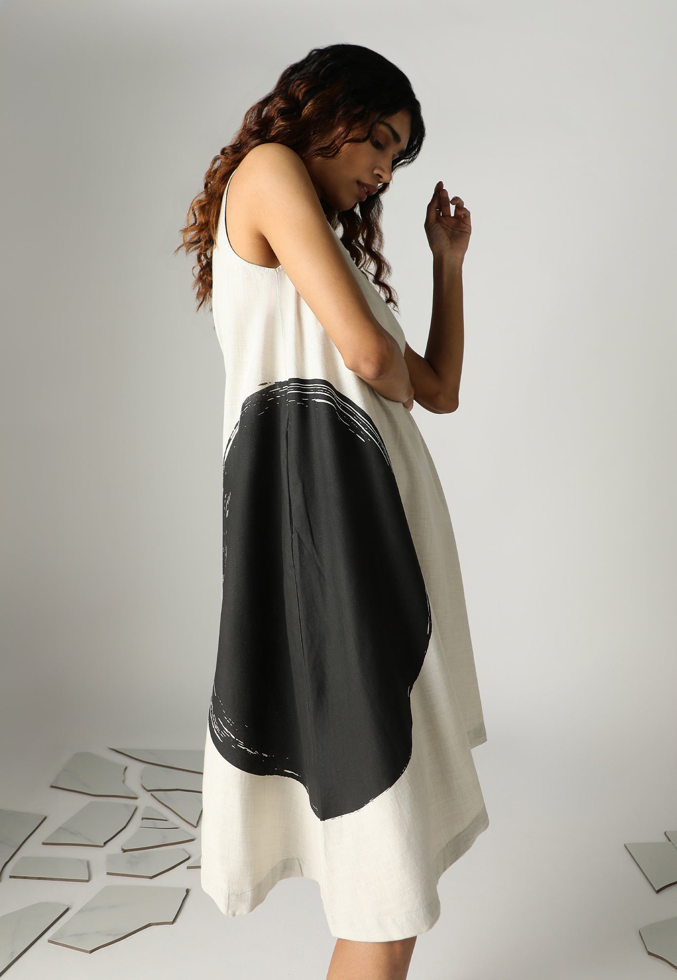 BULLSEYE DIAGONAL DRESS