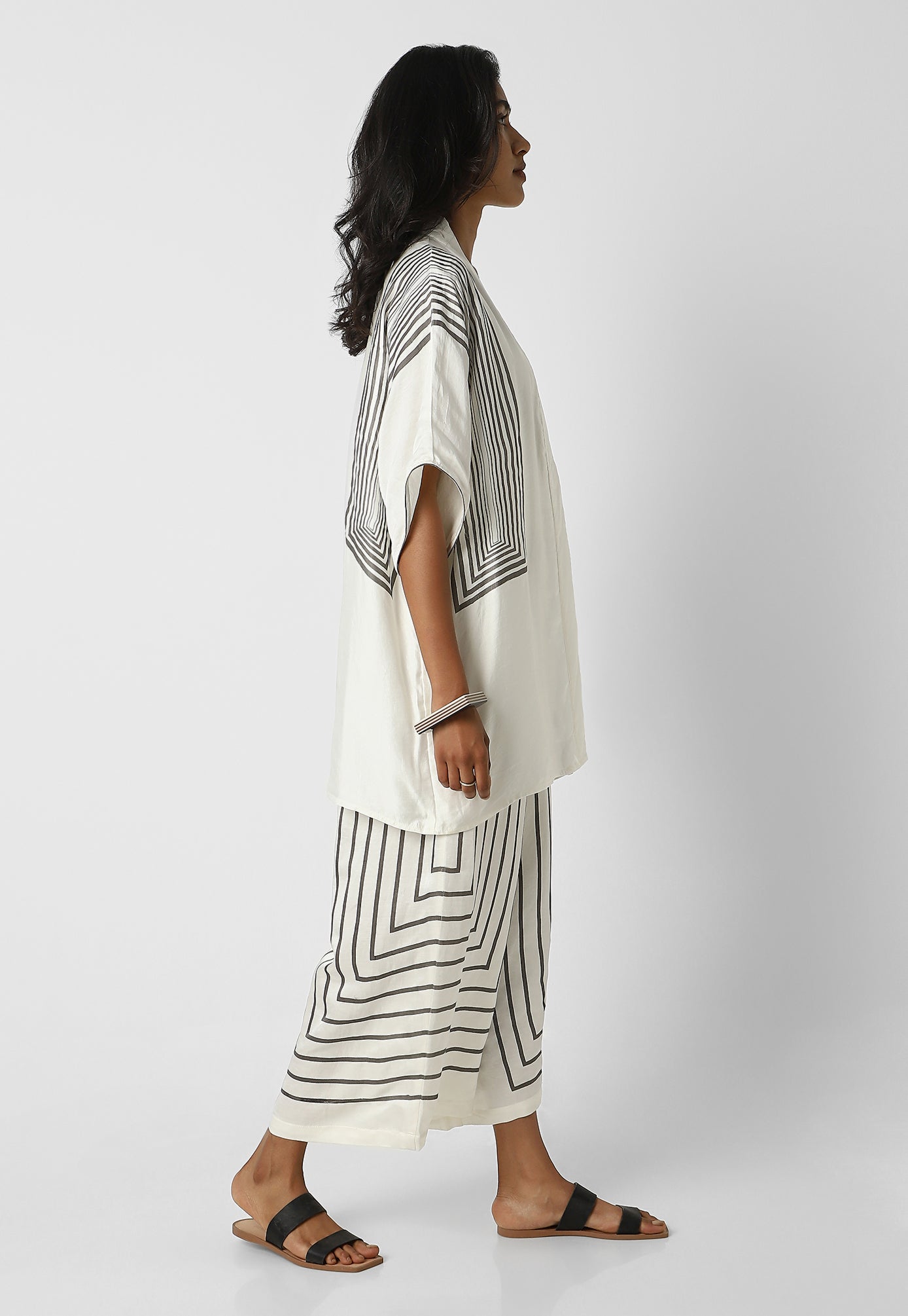 Box Maze Kimono Open Jacket