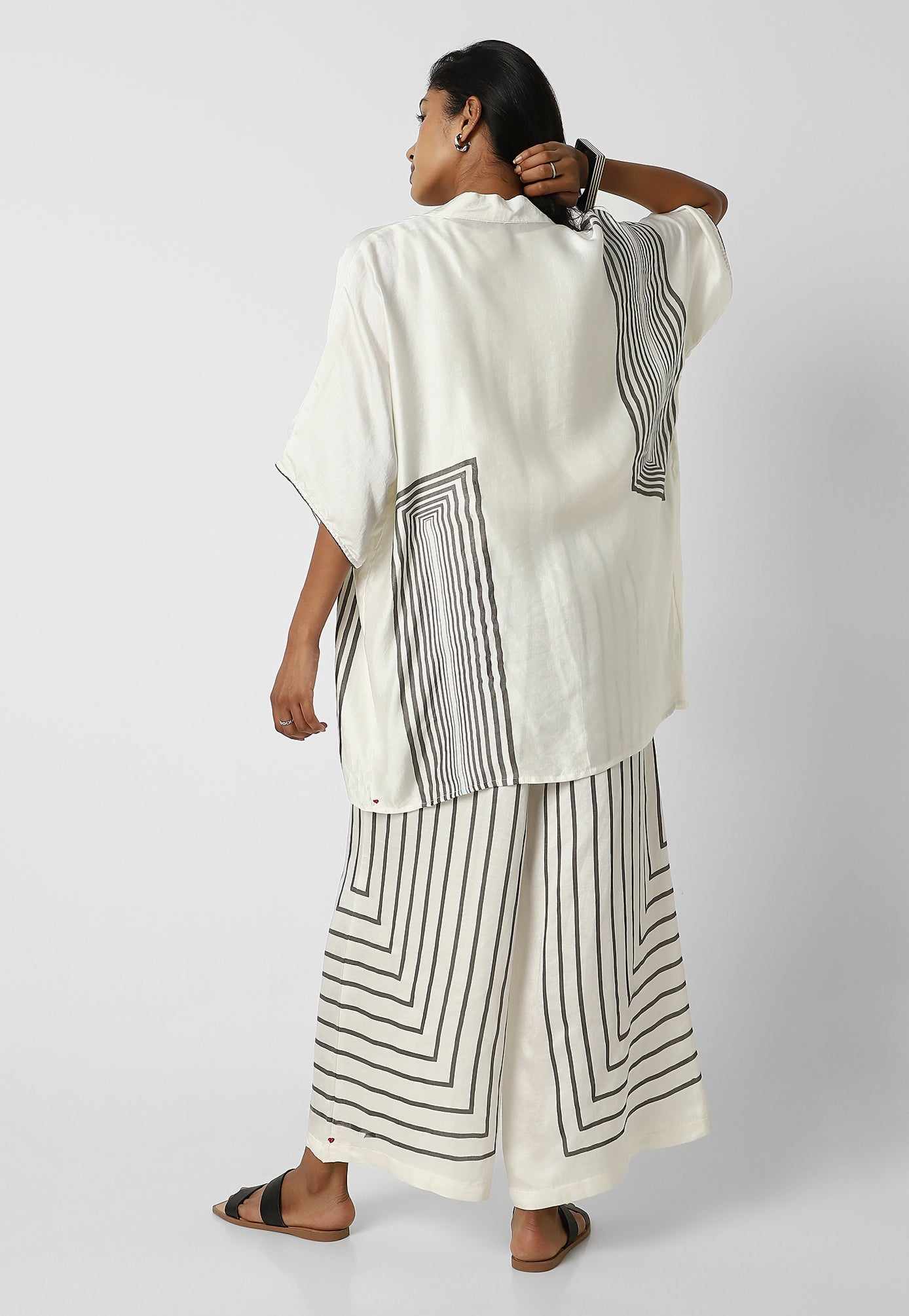 Box Maze Kimono Open Jacket