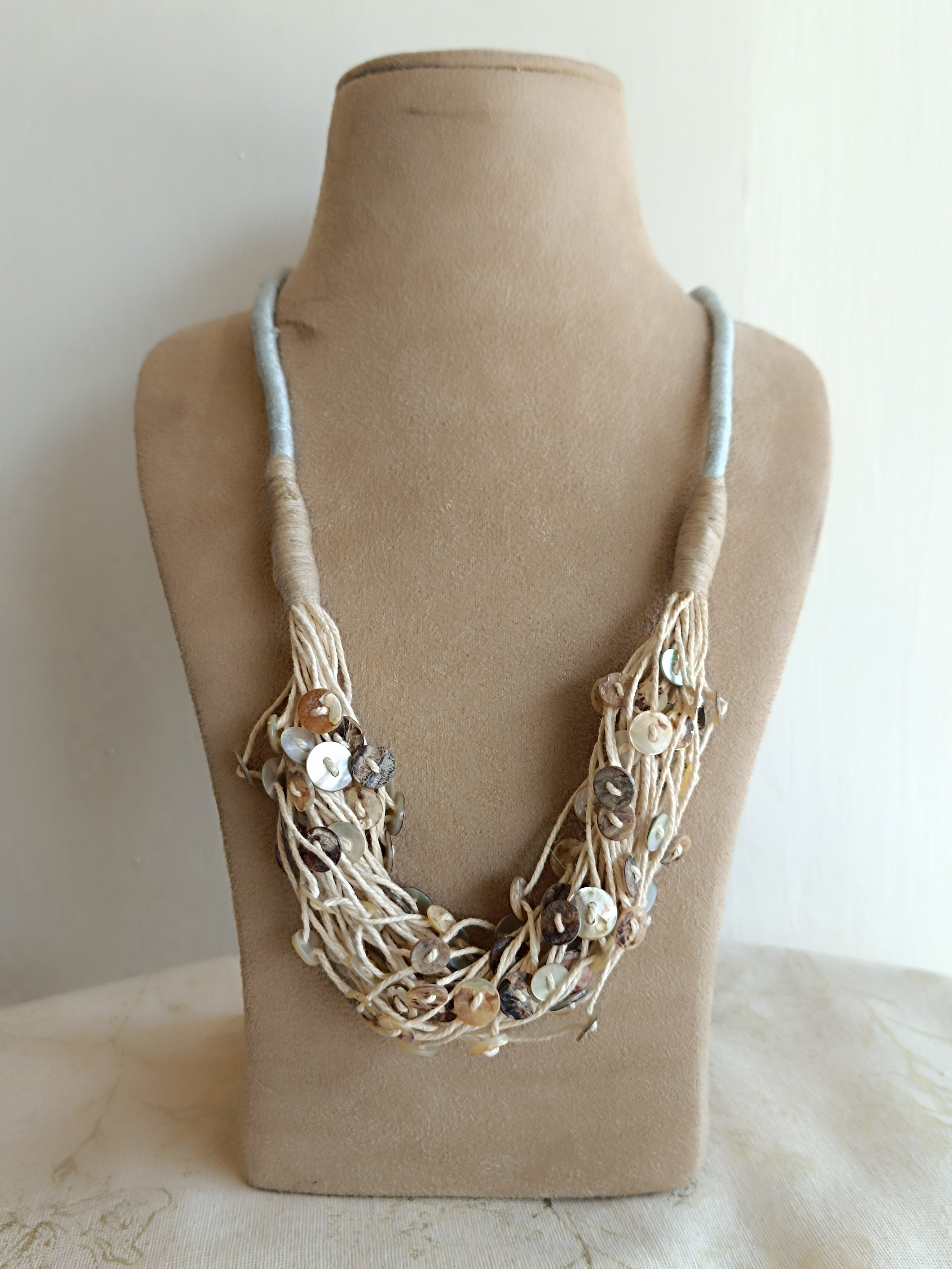 Buttons up Necklace