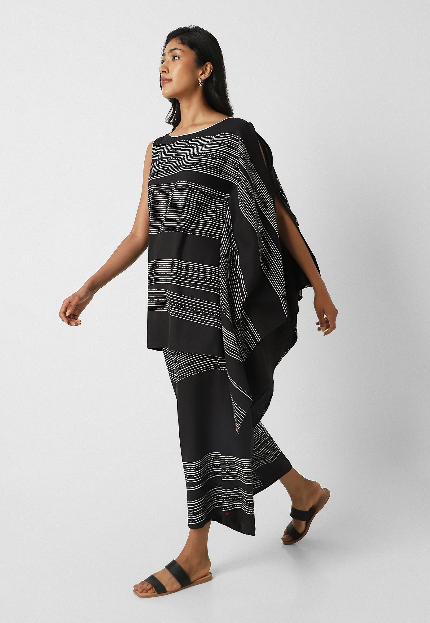 Creeks One side Kaftan Co-ord