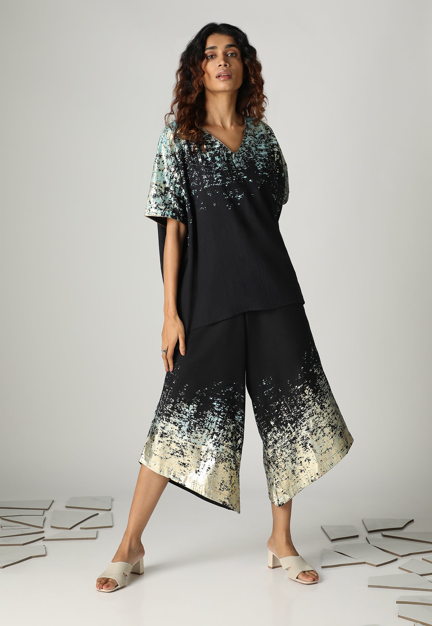 VENICE SQUARE CO-ORD