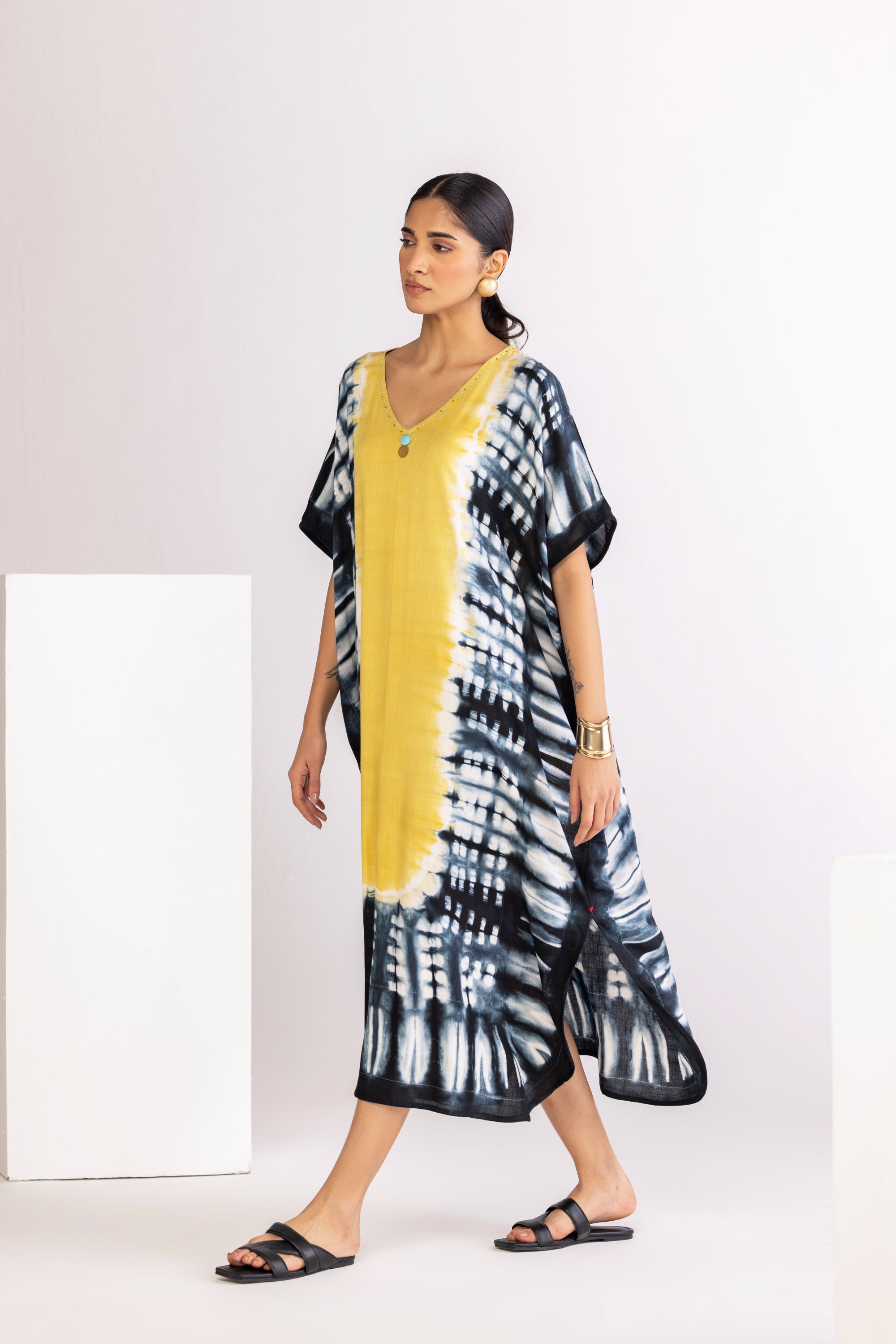 VELORA TIE DYE KAFTAN
