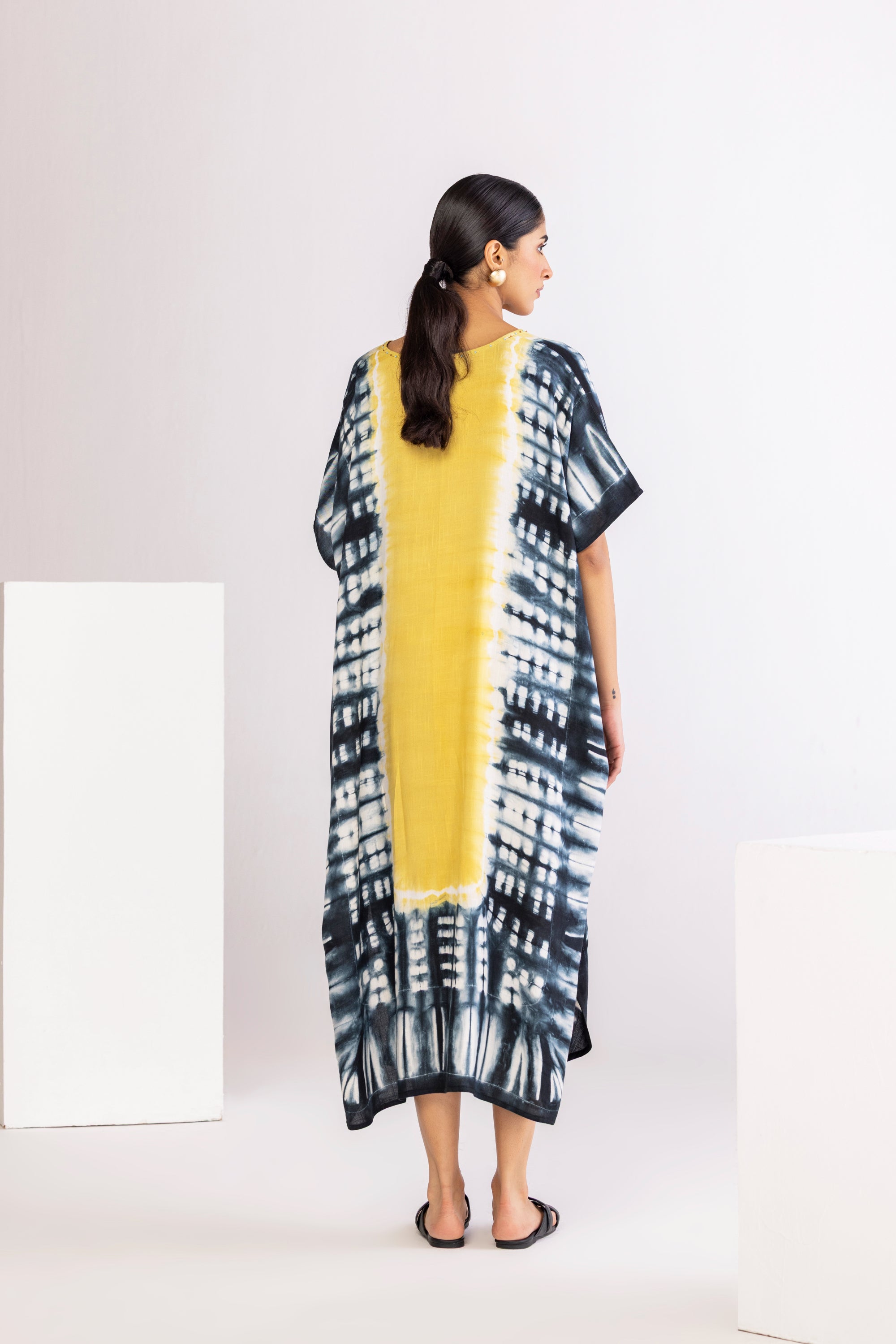 VELORA TIE DYE KAFTAN