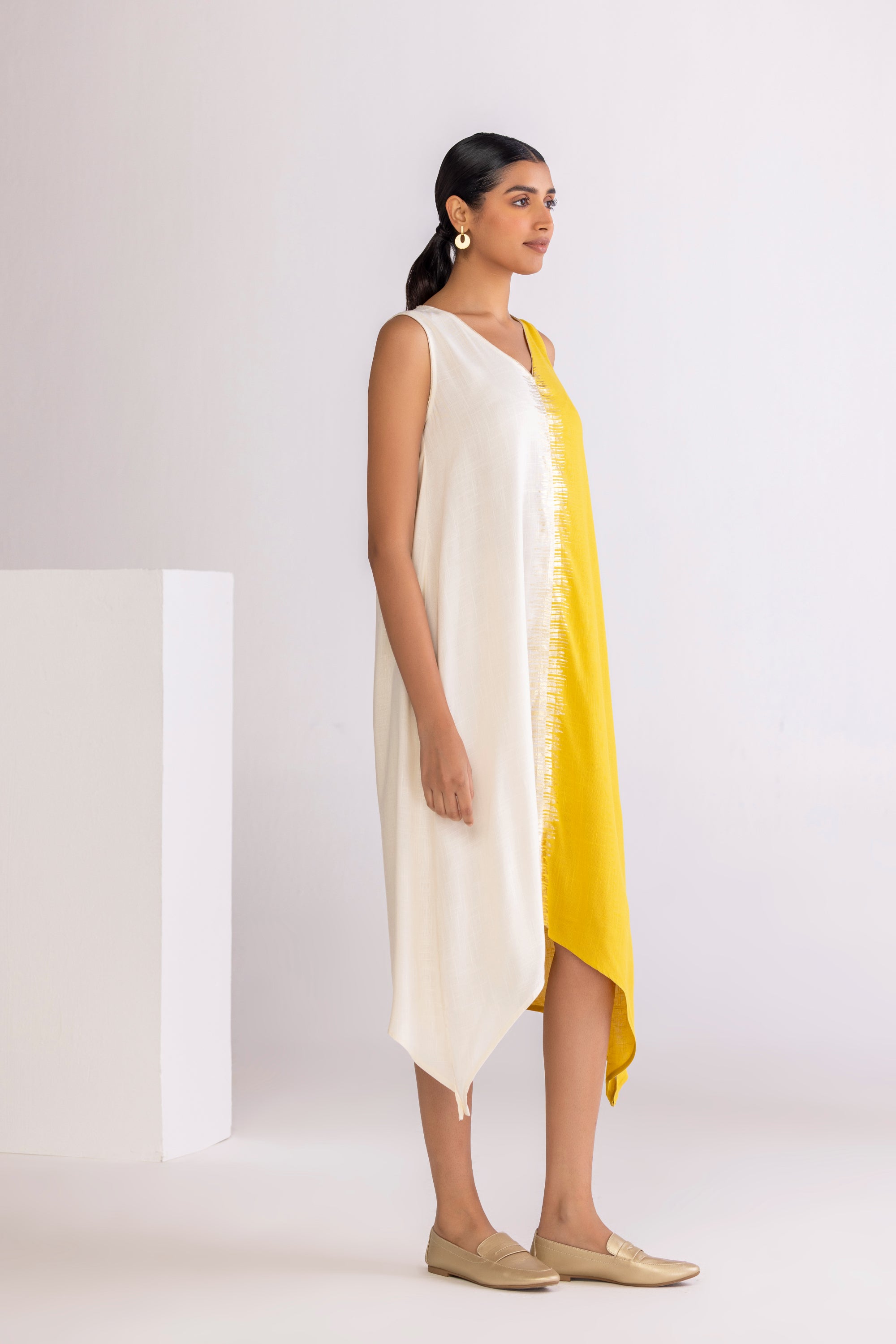 Horizon Sleeveless dress
